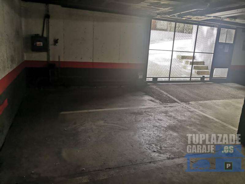 PARKING COCHE EN POBLENOU-VILA OLIMPICA, BARCELONA - 903431248341