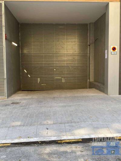 muy buen acceso para parking.