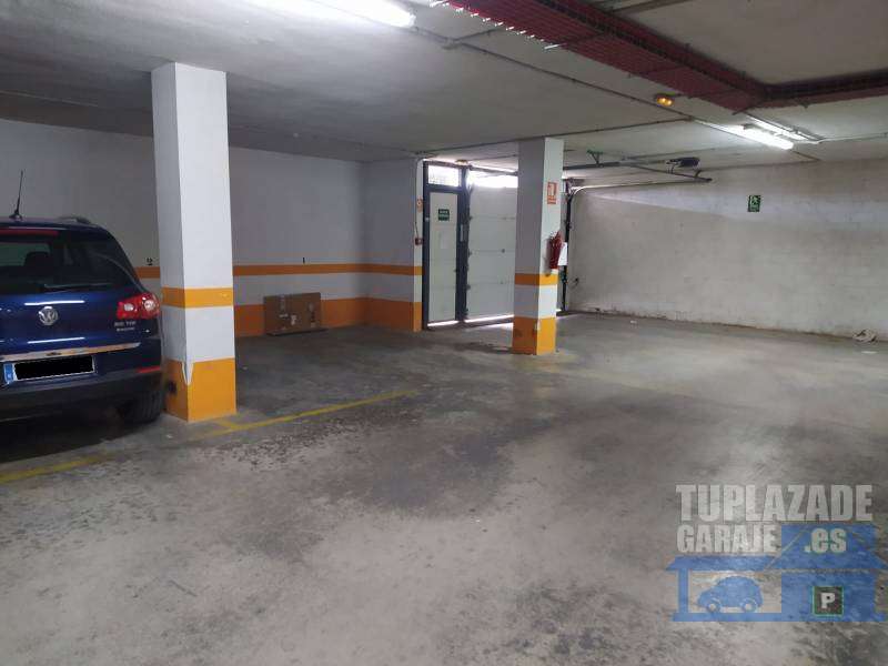 Plaza de parking en el Llombo - 0386830946526