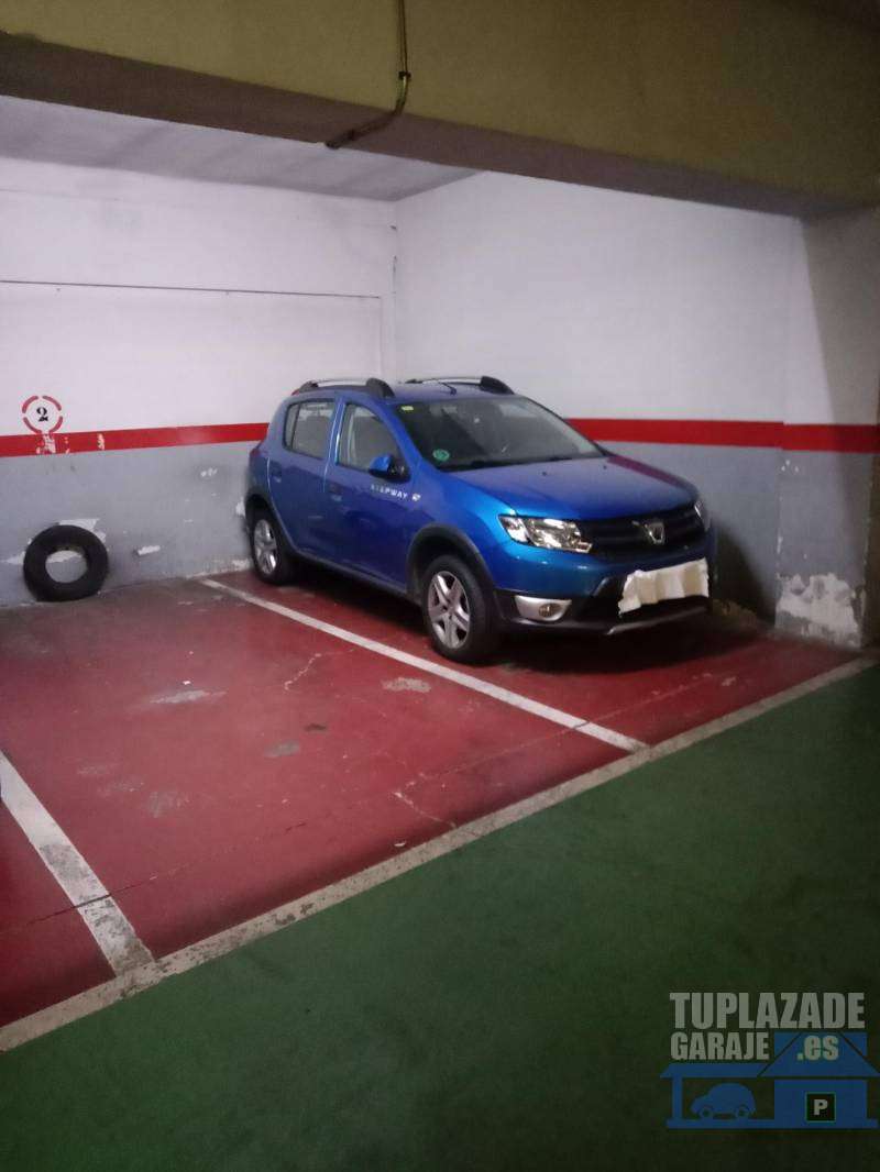 parking para coche a pie de calle. con puerta automatica y mando. - 3240428081430