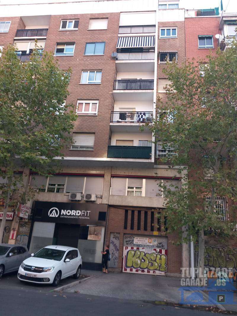 Plaza garaje zona Clara del Rey (San Nazario). - 46773322281467