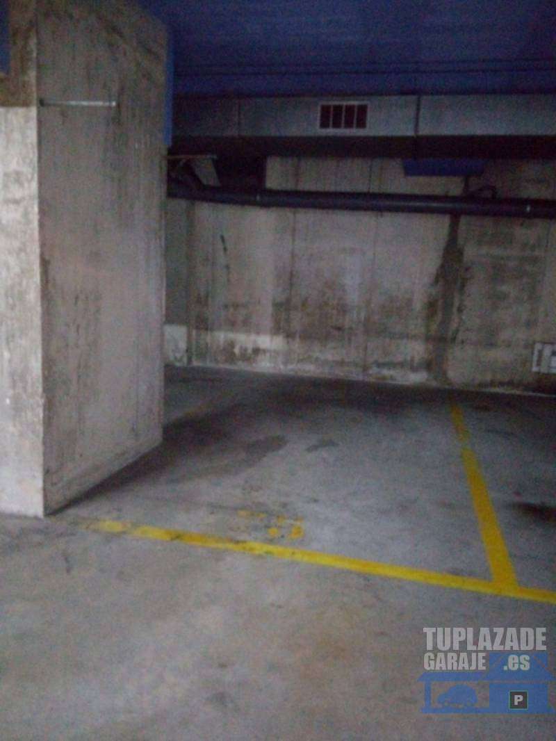 PLAZA PARA COCHE GRANDE Y FACIL ACCESO - 7070121781702
