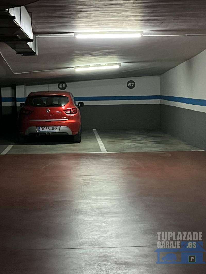 Plaza de garaje en PIRÁMIDES amplia y fácil de maniobrar - 16657233281716