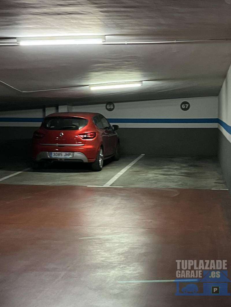 Plaza de garaje en PIRÁMIDES amplia y fácil de maniobrar - 16657233281716