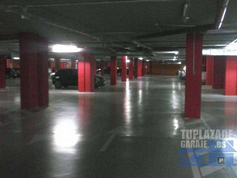 Plaza de aparcamiento en Triana - 8150523941558