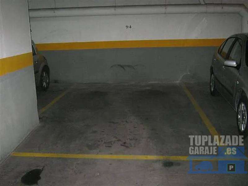 Alquilo garaje pacifico 125€ fácil acceso planta calle, nueva finca, a 3 metros entrada. - 26238264281765