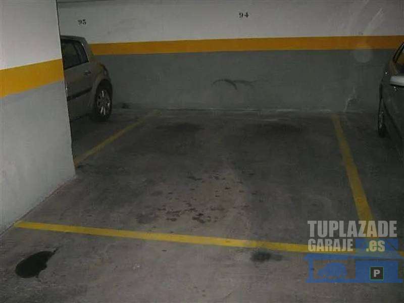Alquilo garaje pacifico 125€ fácil acceso planta calle, nueva finca, a 3 metros entrada. - 26238264281765