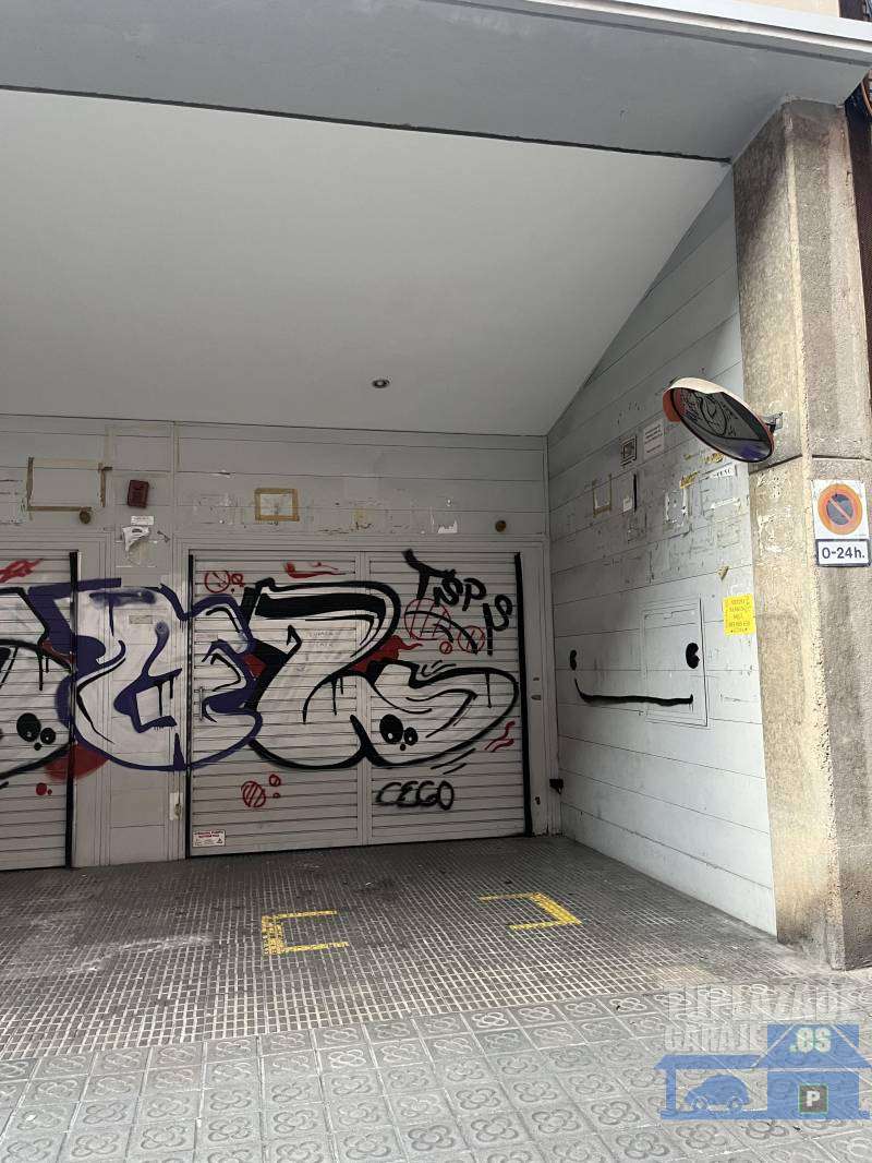VETA PLAZA PARKING LES CORTS - URGE - 8688027581787