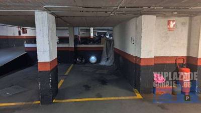 calle cartagena n 44 , puerta automática , entrada peatonal independiente, ascensor peatonal , cerc