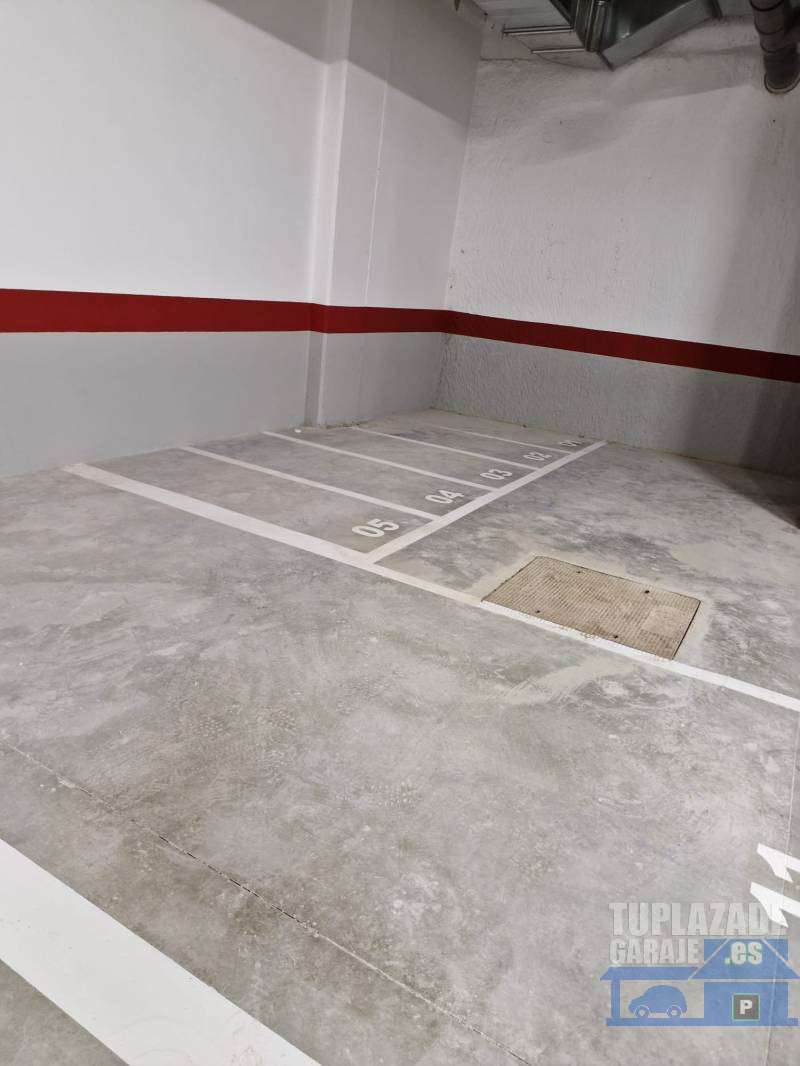 Plaza de Moto, En Berenguer de Palou,60 - 4318832481871