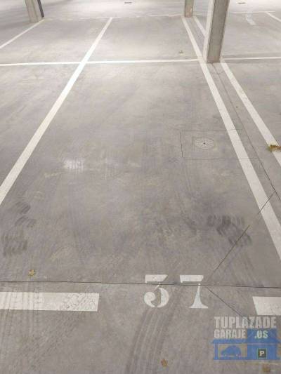 se alquila plaza de garaje en el pau 4 de móstoles