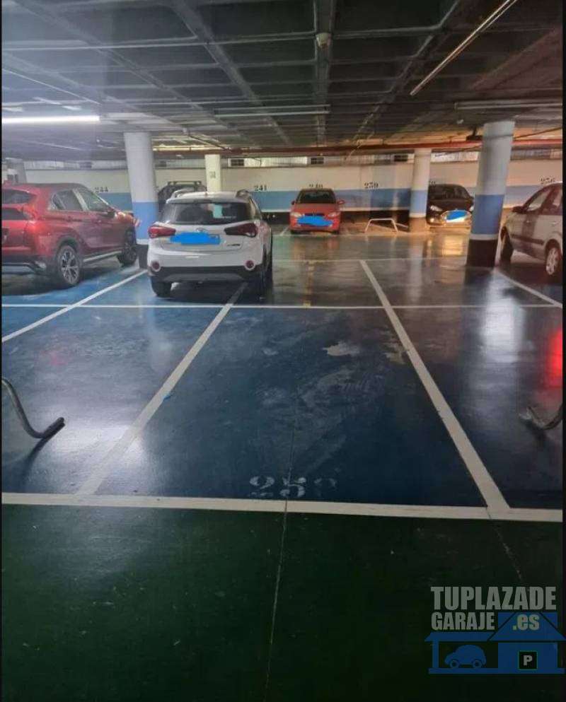 parking en el centro de Sabadell - 1280834881899