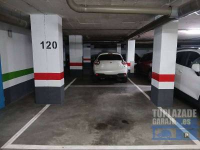 se vende plaza de garaje en parking subterráneo, ideal para olvidarse del problema de aparcamiento 