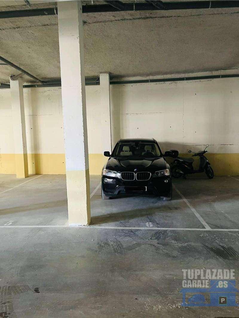 Disponible dos plazas de garaje contiguas en Torreblanca, Fuengirola - 8552250292001