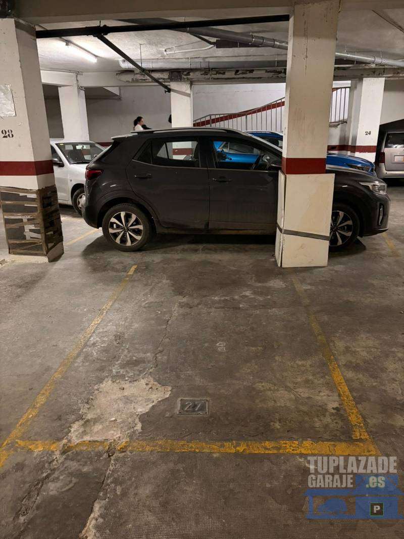 Garaje en venta en Calle Oriente 16 - 8449759462019