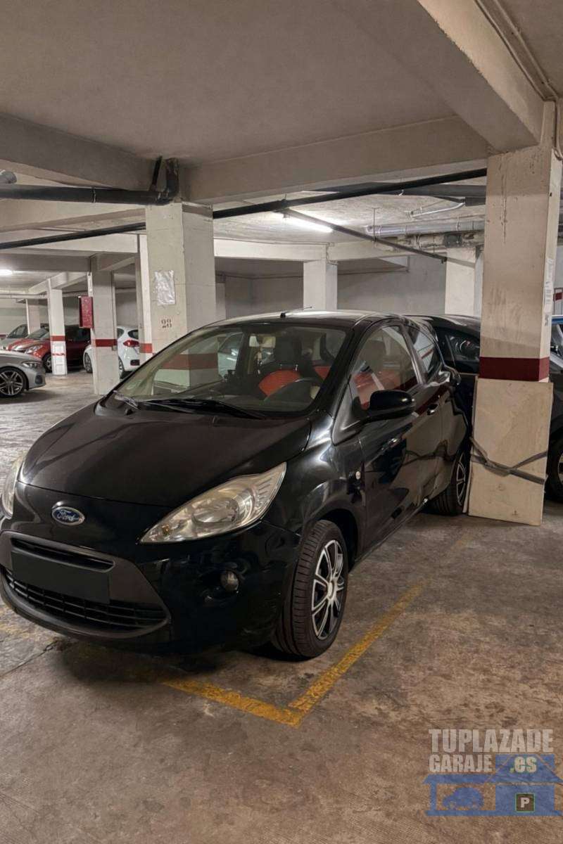 Garaje en venta en Calle Oriente 16 - 8449759462019