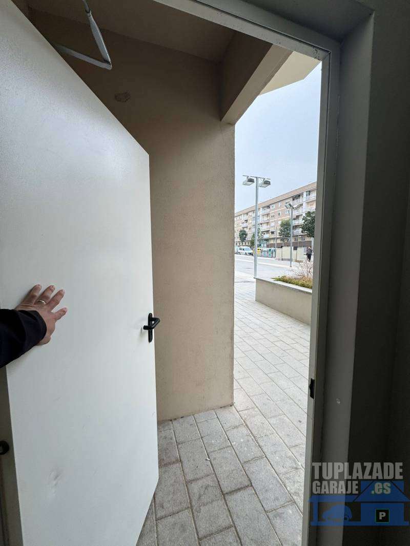 Plaza para varios usos - 052246482023