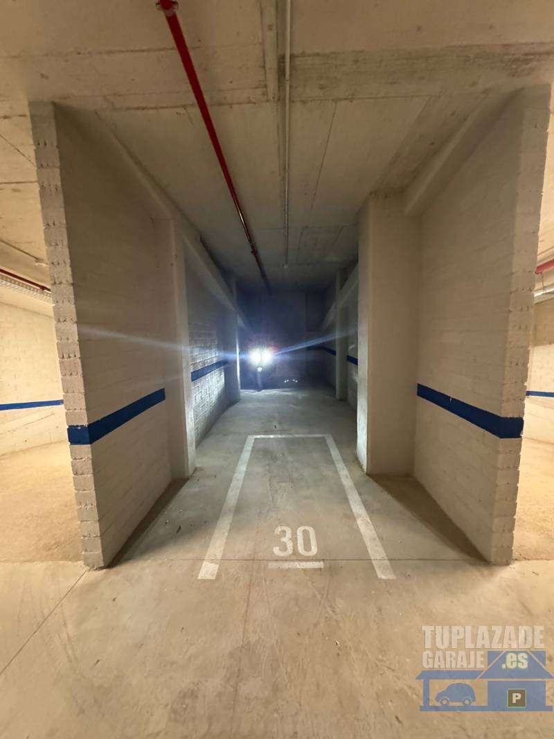 Plaza para varios usos - 052246482023