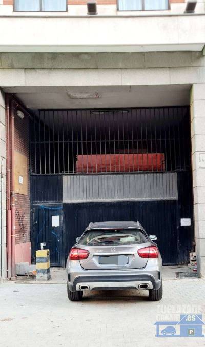 plaza de garaje ubicada en plaza españa con acceso a distrito a zona de bajas emisiones zbedep del 