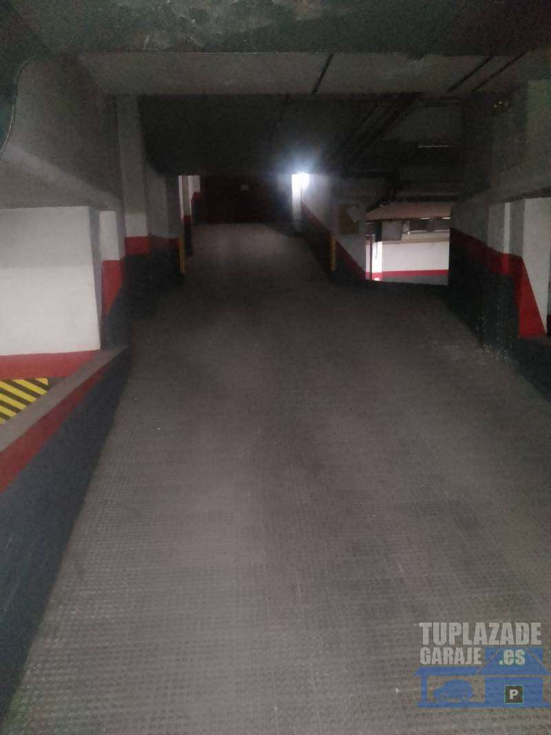 Vendo plaza de garaje en casco antiguo - 4051897282061