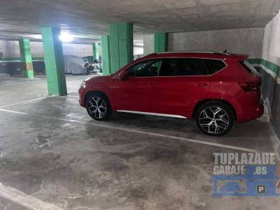 medidas plaza: 7,2x2,2
precio: 120€/mes
deposito: 50€ por el mando
contacto: sra. pili (62697