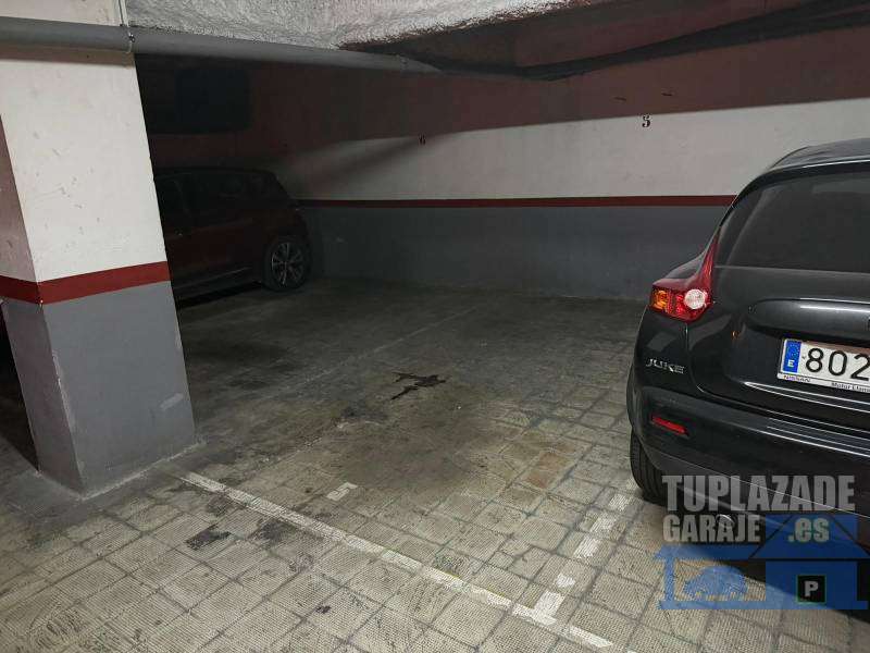 Plaza parking Amplia en Sants - 3631724482231