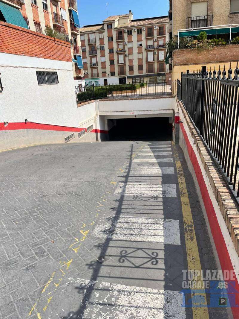 PLAZA DE GARAJE URBANIZACIÓN ALCAZAR DEL GENIL GRANADA - 97229281182270
