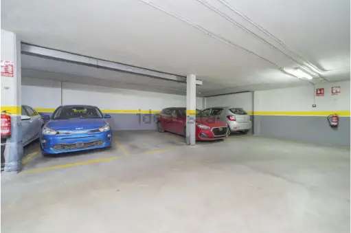 Se alquila plaza de garaje amplia en el casco antiguo de leganés, Centro - R-1348